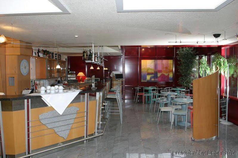 Arvena Messe Hotel Nuremberga Exterior foto