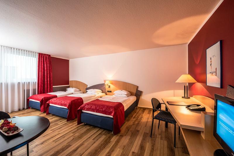 Arvena Messe Hotel Nuremberga Exterior foto